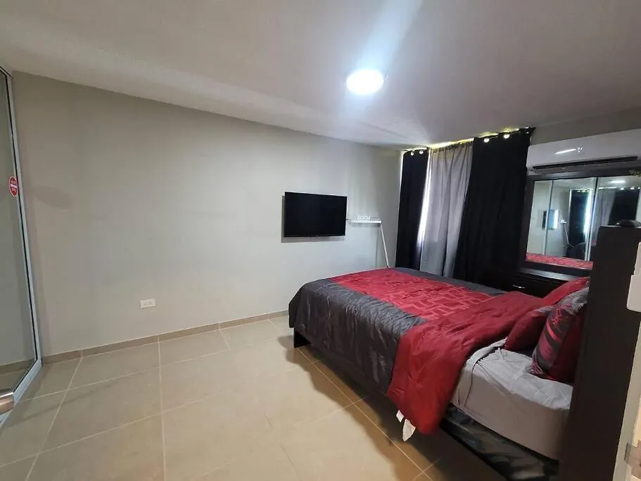 Apartment In San Juan, Coliseo 0*,